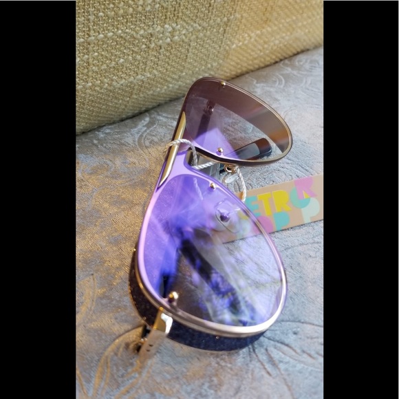 MIRROR SUNGLASSES WOMEN GOLDEN FEMALE METAL FRAME - Picture 2 of 3
